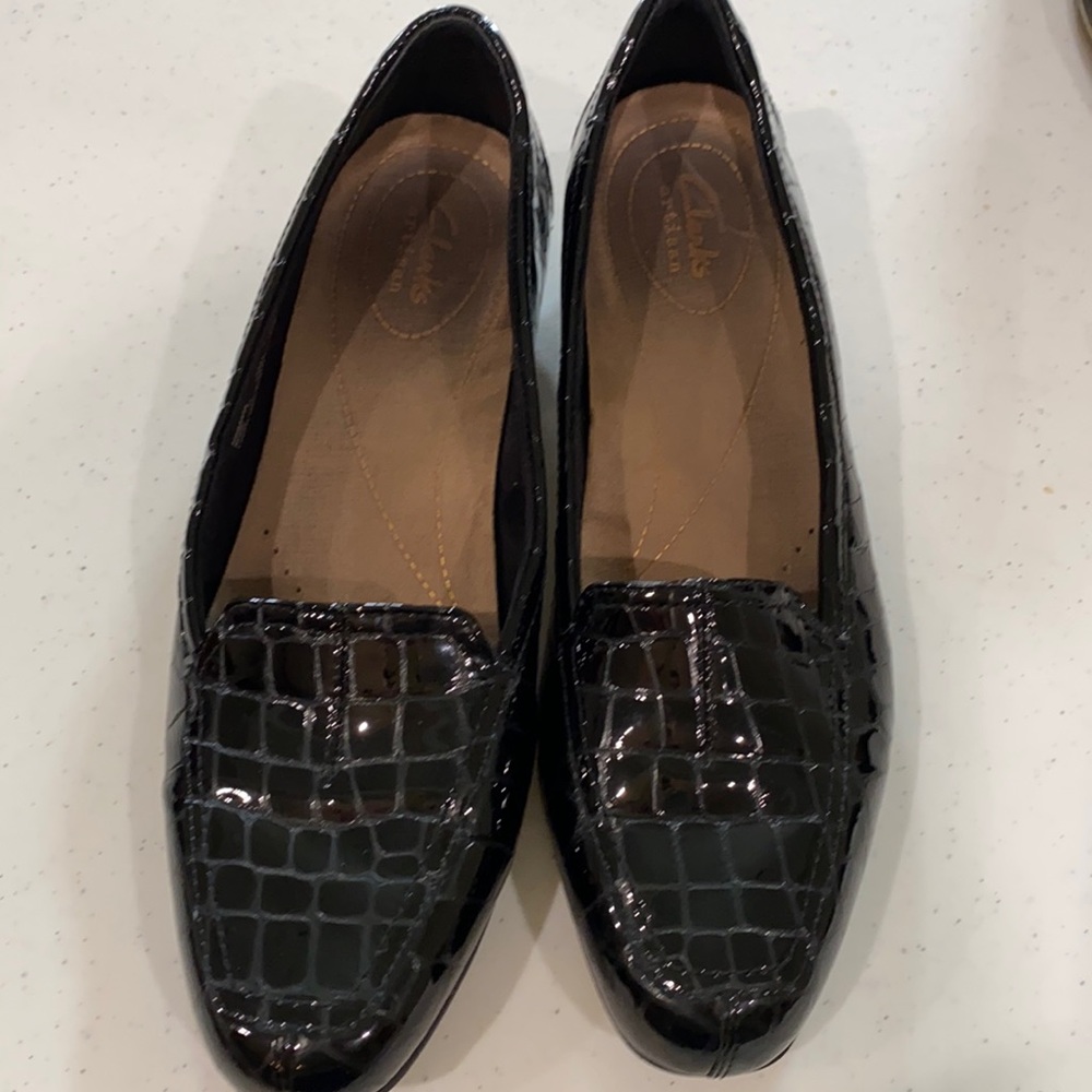 Black patten croc loafers